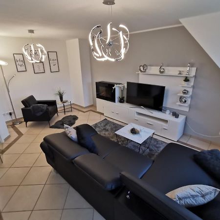 Luxurioeses Wellnes Apartment Bad Essen Bagian luar foto